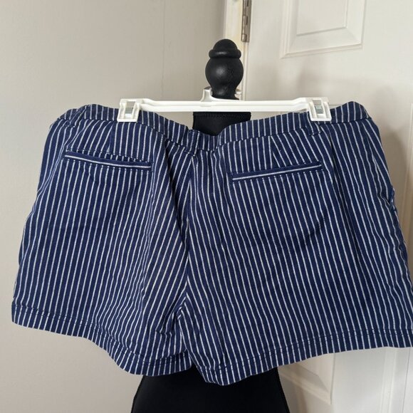 Blue and White Stripe BCG Shorts, Size 16 - Picture 9 of 10
